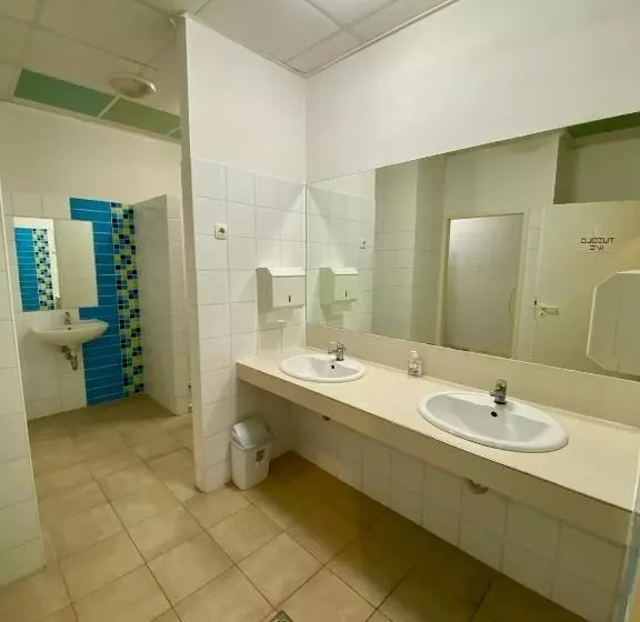 ベッドアンドブレックファースト Dokk Agárd