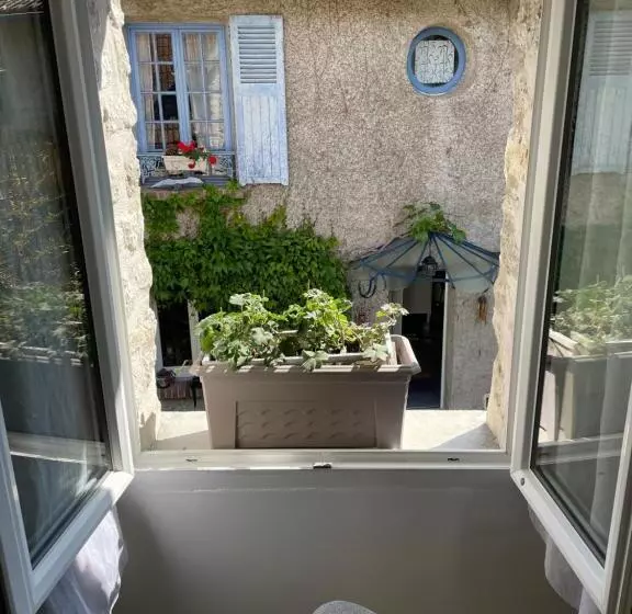 Aamiaismajoitus (B&B) Maison Bleue