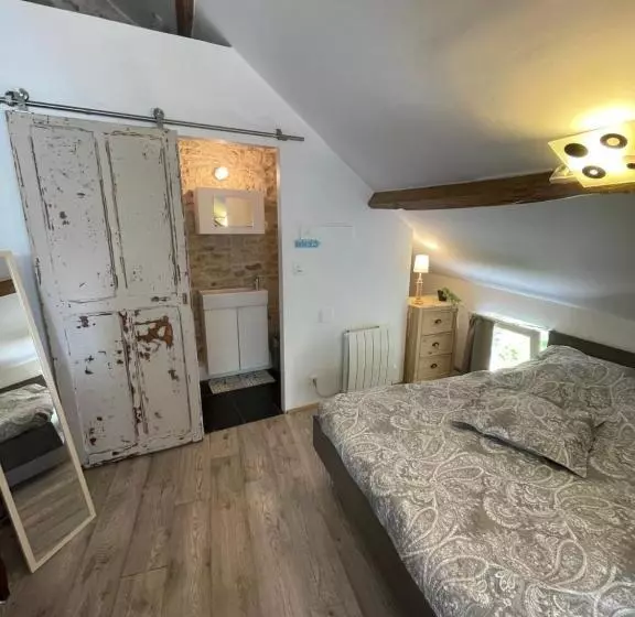 Aamiaismajoitus (B&B) Maison Bleue