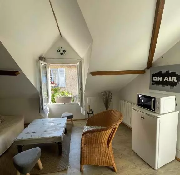 Aamiaismajoitus (B&B) Maison Bleue