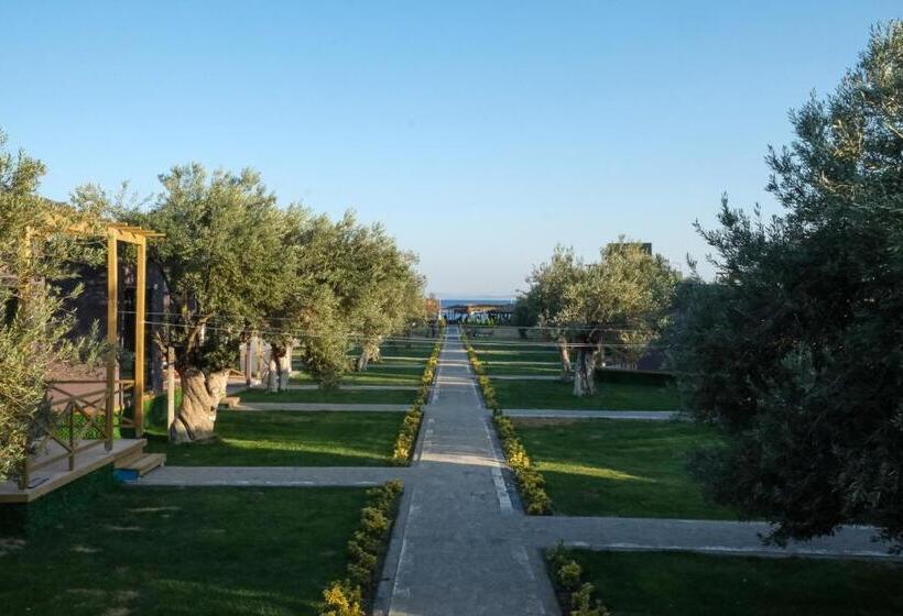 Hotel Gargaron Beach