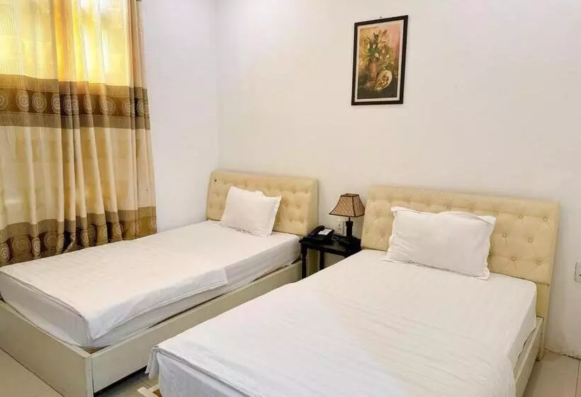 هتل Khách Sạn Nam Môn
