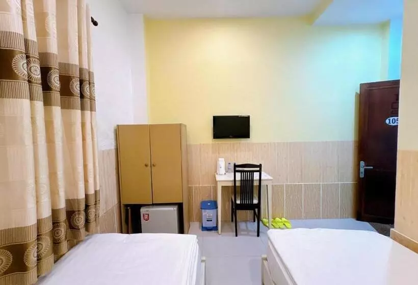 هتل Khách Sạn Nam Môn
