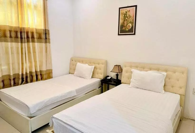 هتل Khách Sạn Nam Môn