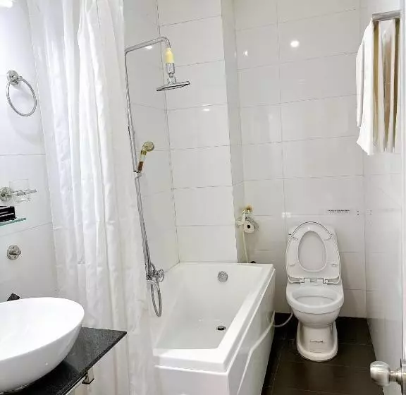 هتل Khách Sạn Nam Môn