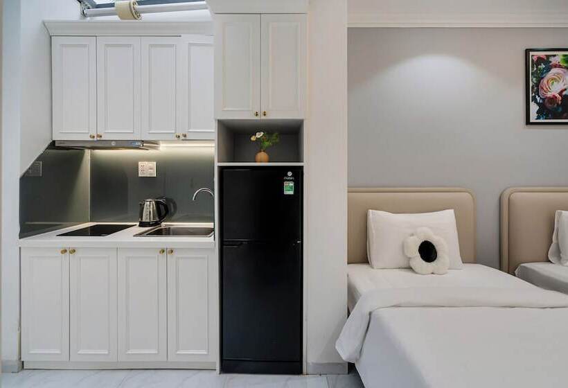 هتل Vista   Phu My Hung