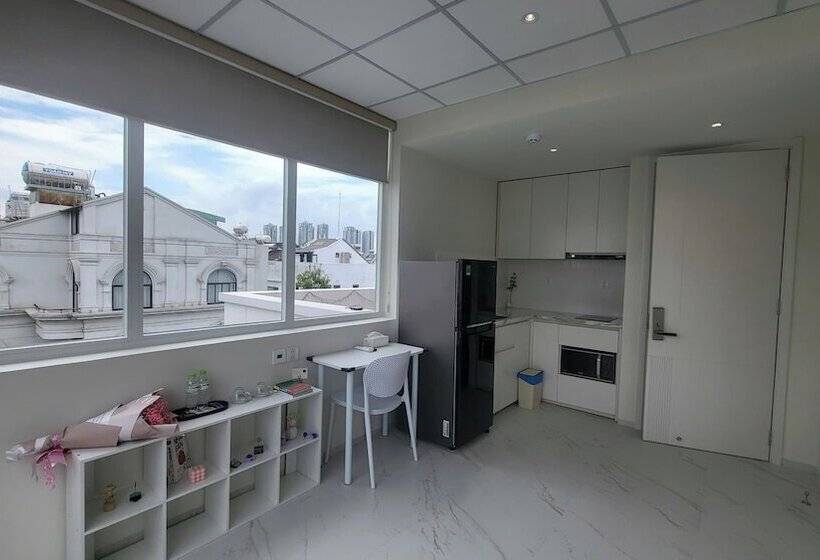 هتل Vista   Phu My Hung