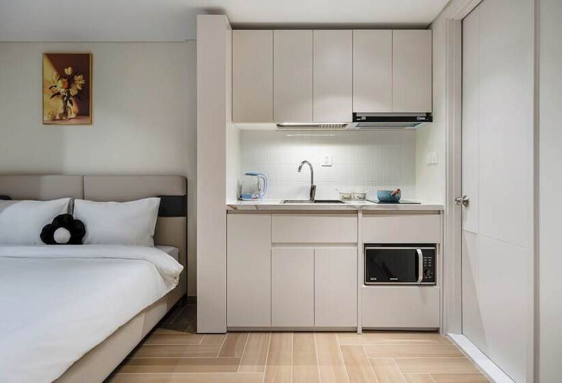 هتل Vista   Phu My Hung