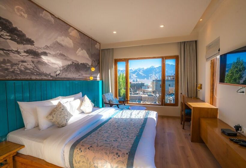 Hotel Zimskhang Villa