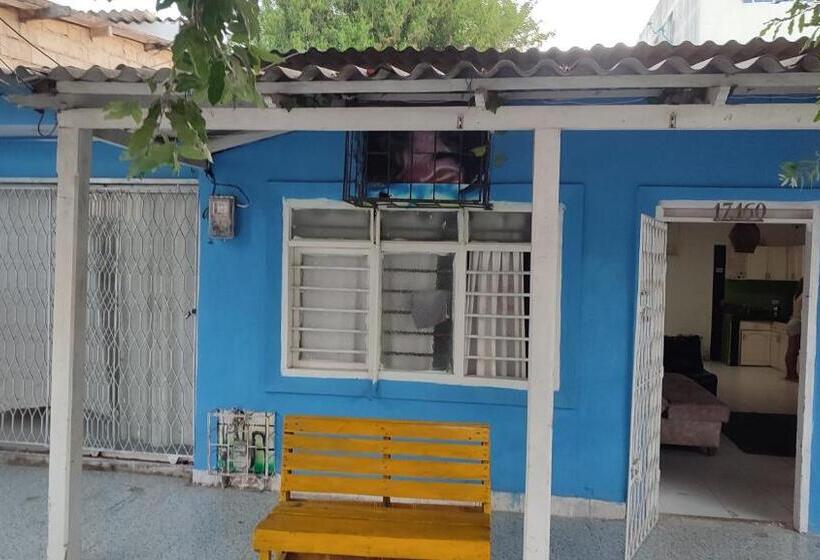 פנסיון Hostal Torices 1