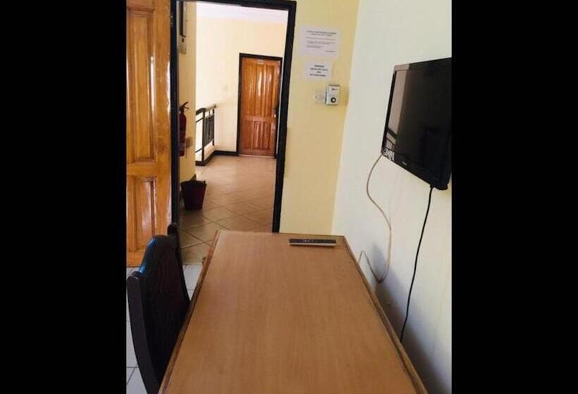 پانسیون Room In Bb   Single Room With Balcony