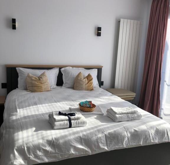 Vila Mud Lake Techirghiol