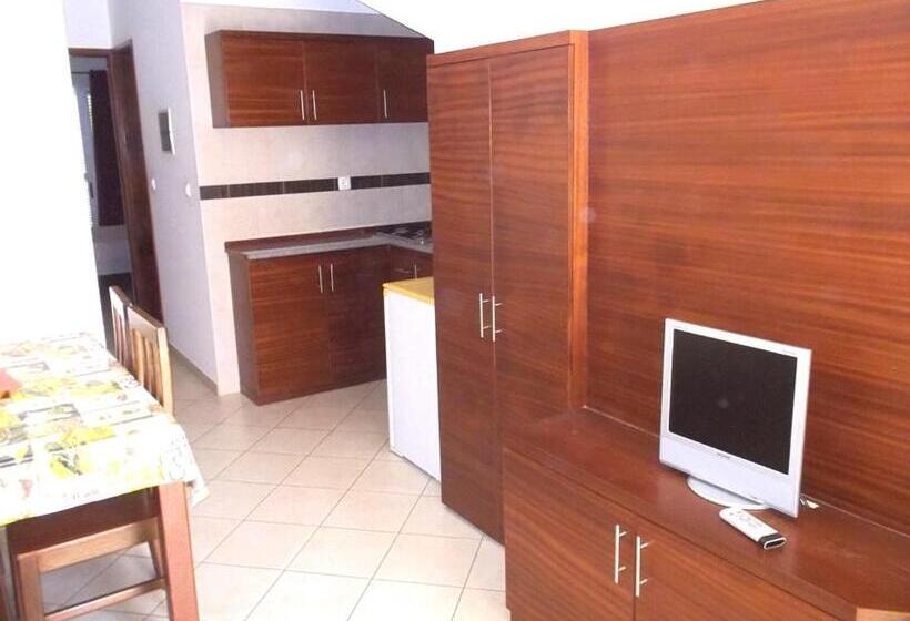 Bed and Breakfast Basic