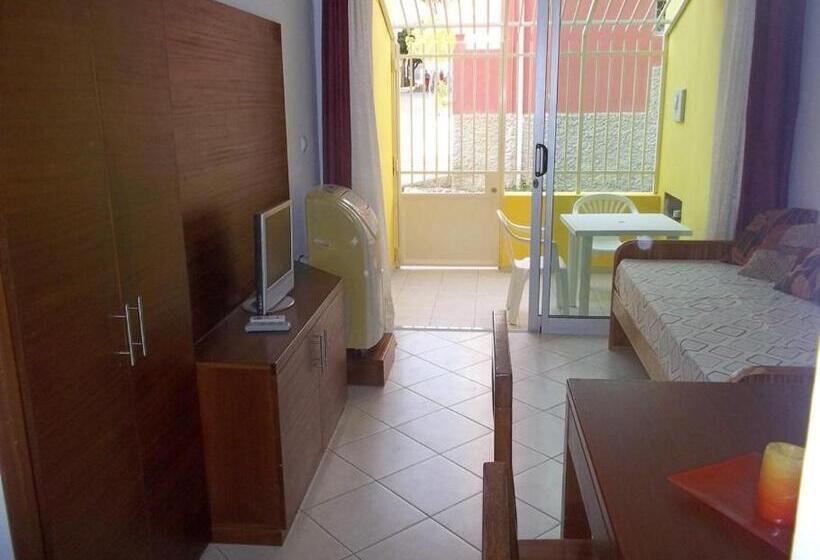 Bed and Breakfast Basic