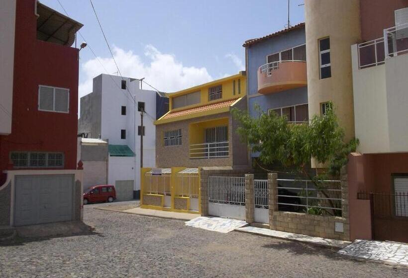 Bed and Breakfast Basic