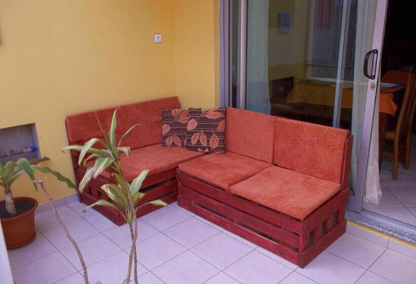 Bed and Breakfast Basic