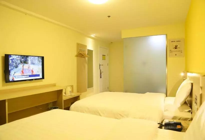 Hotelli 7days Inn Datong Railway Station