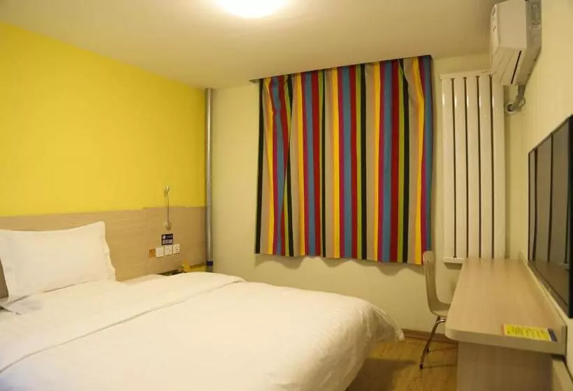 Hotelli 7days Inn Datong Railway Station