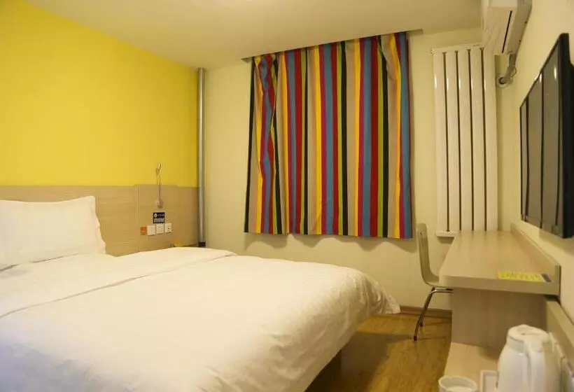 Hotelli 7days Inn Datong Railway Station