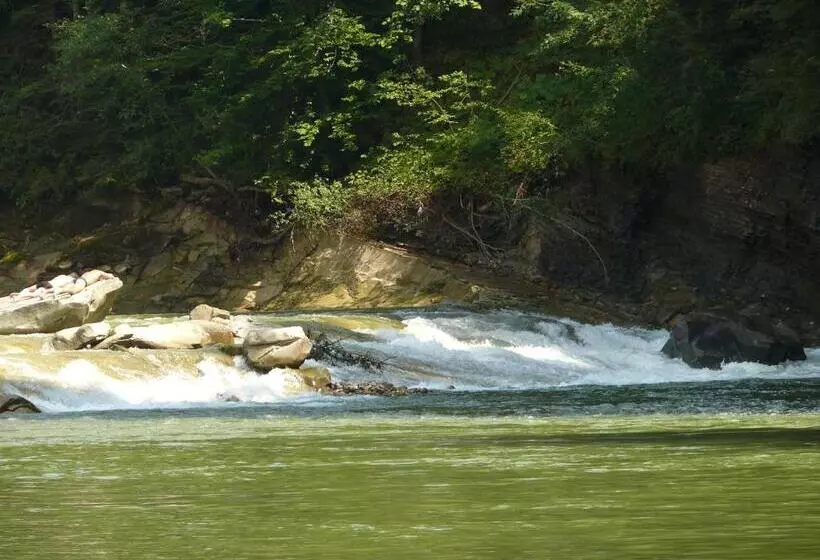 ホテル On Dovbush Path