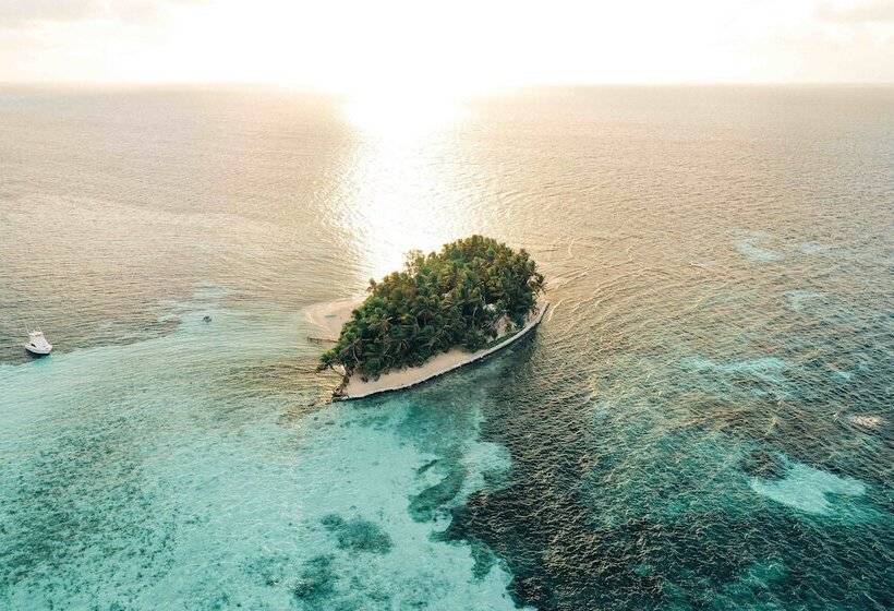 ホテル Ranguana Caye Cabanas