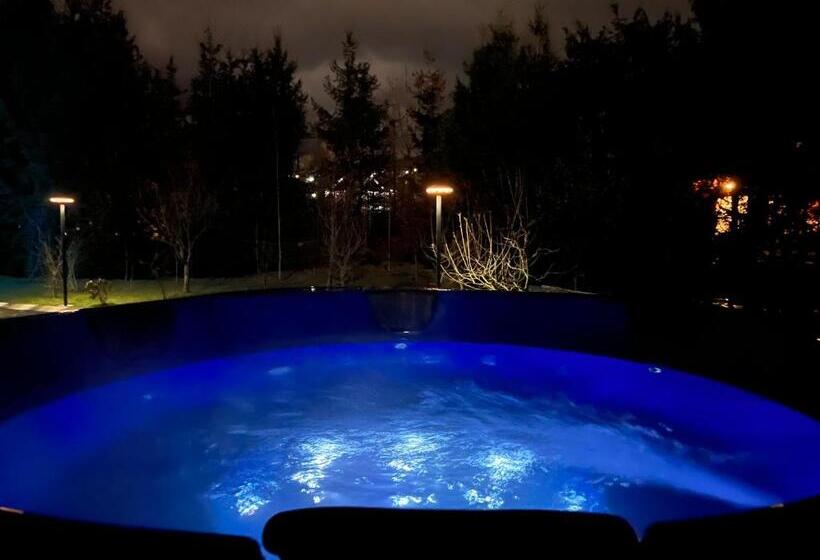 בית מלון כפרי U Yaroslava