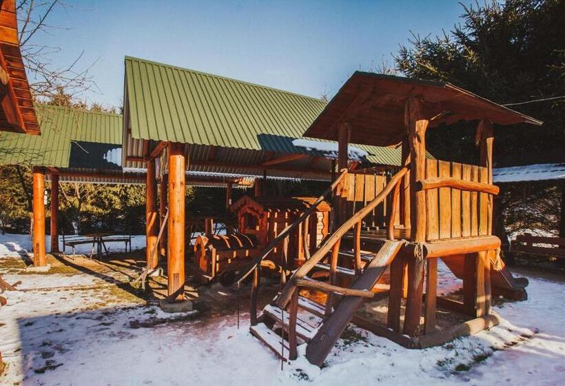 בית מלון כפרי U Yaroslava