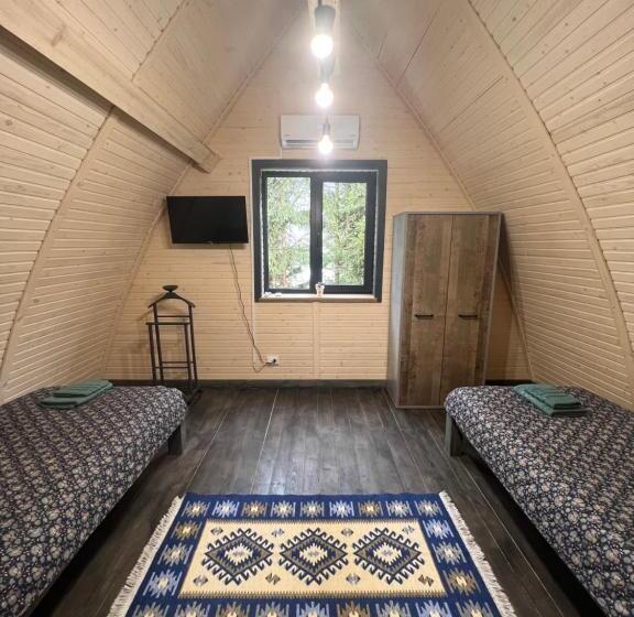 בית מלון כפרי U Yaroslava