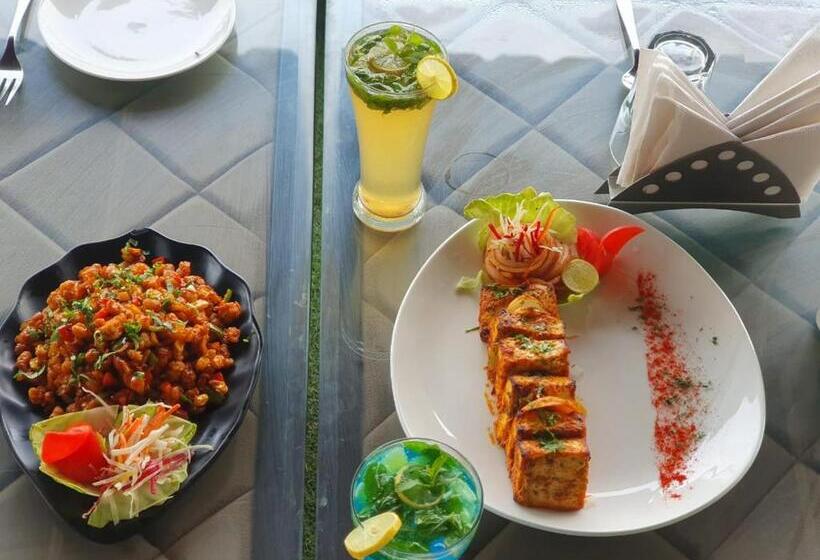 Akash Hotel Managed By Jk Hotels & Resorts