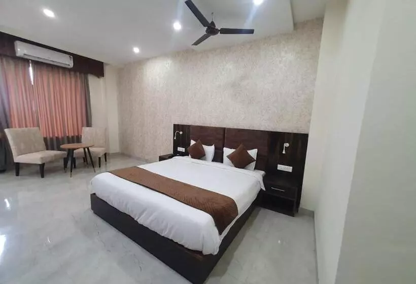 Akash Hotel Managed By Jk Hotels & Resorts