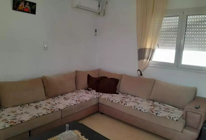 هاستل Land Inn