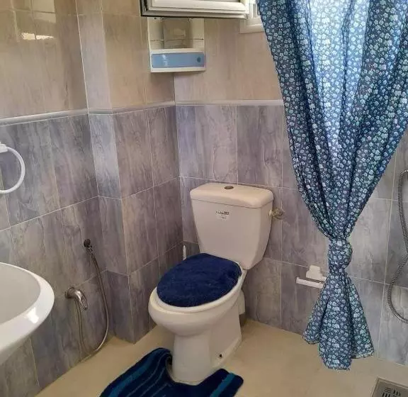 هاستل Land Inn