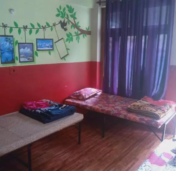 ユースホステル Sanvi Dormitory