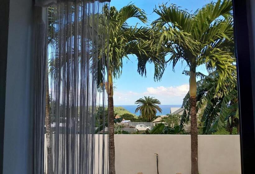 تختخواب و صبحانه La Maison Du Bonheur