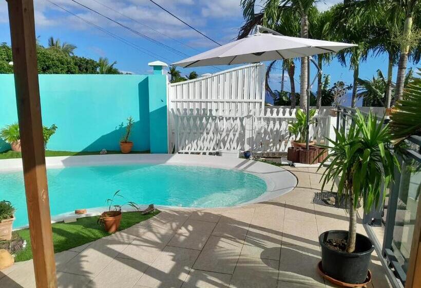 تختخواب و صبحانه La Maison Du Bonheur