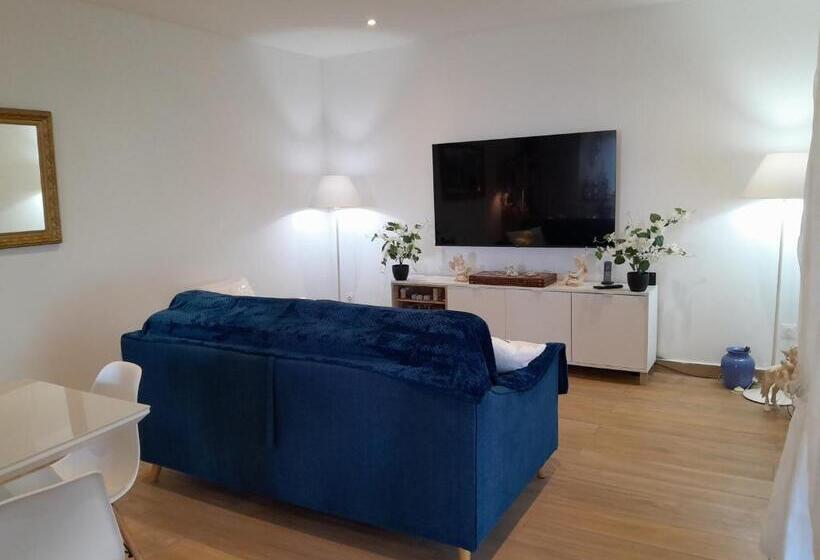 تختخواب و صبحانه La Maison Du Bonheur