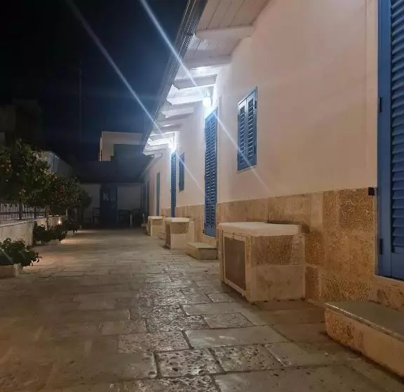 تختخواب و صبحانه Le Casette