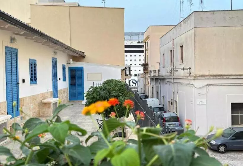 تختخواب و صبحانه Le Casette