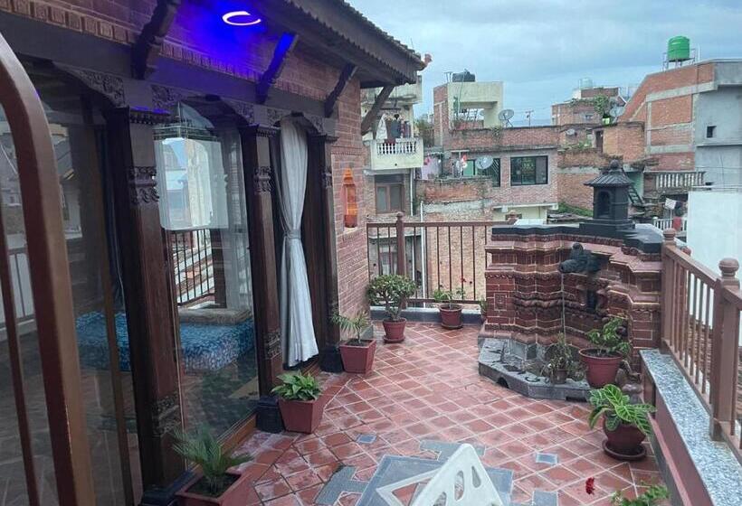 تختخواب و صبحانه Nagadesh Homestay