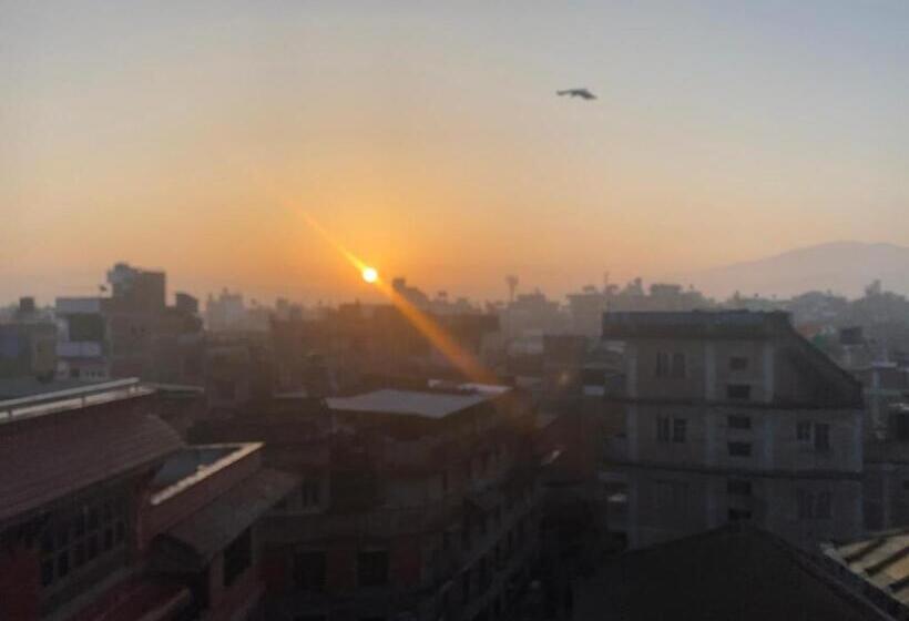 تختخواب و صبحانه Nagadesh Homestay