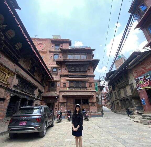 تختخواب و صبحانه Nagadesh Homestay