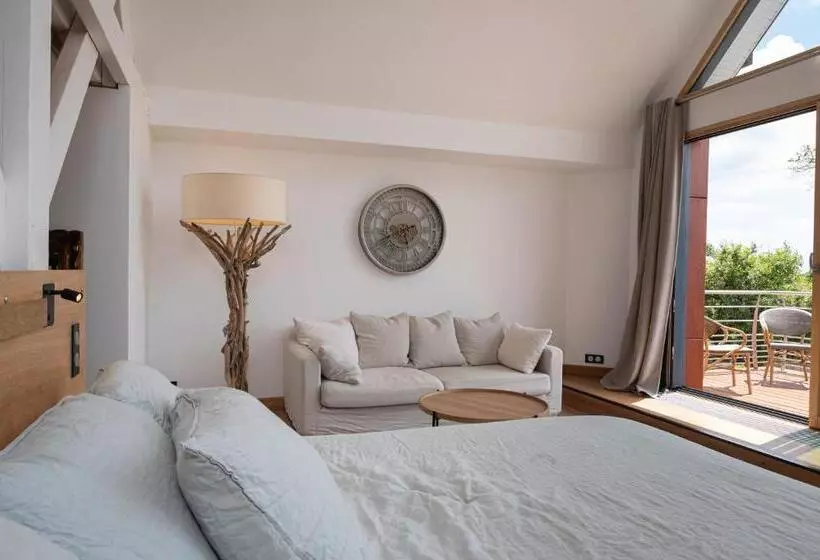 Aamiaismajoitus (B&B) Suite Cathédrale   Ty Castel