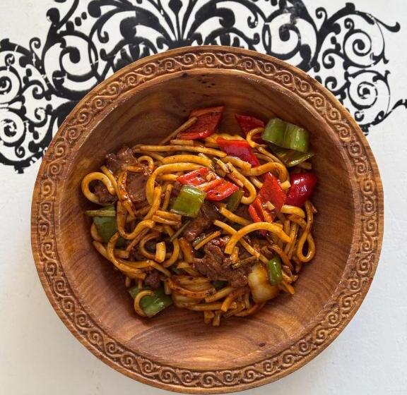 هتل Aytolsyn Sultan Saray