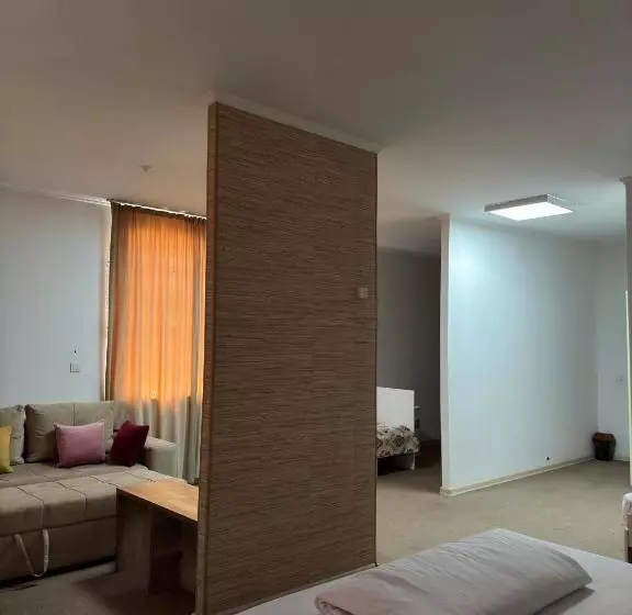 هتل Aytolsyn Sultan Saray