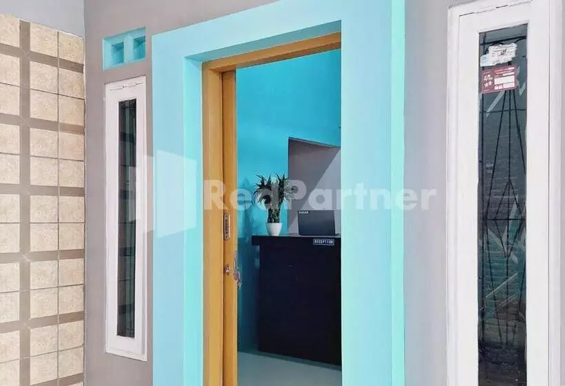 Hotelli Griya Prashasta Redpartner