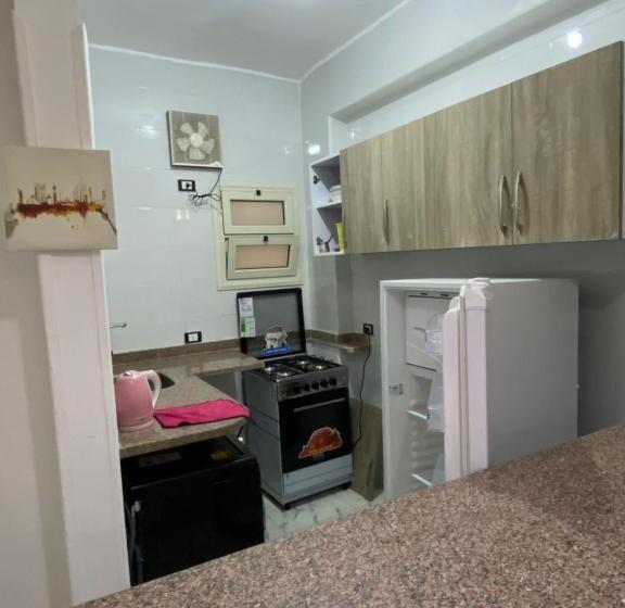 هتل Home And House