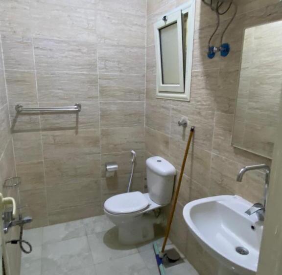 هتل Home And House