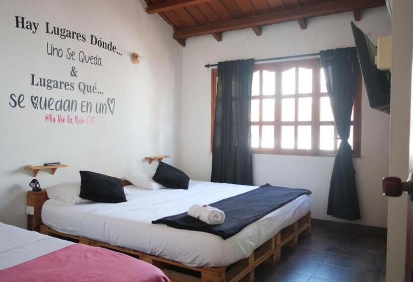 هتل La Vie En Rose Ctg