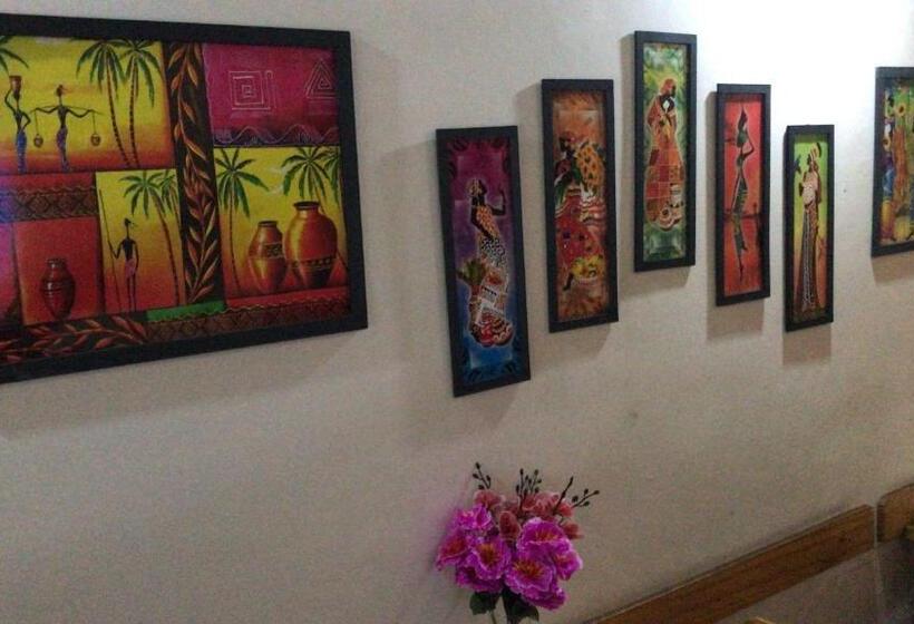 هتل La Vie En Rose Ctg