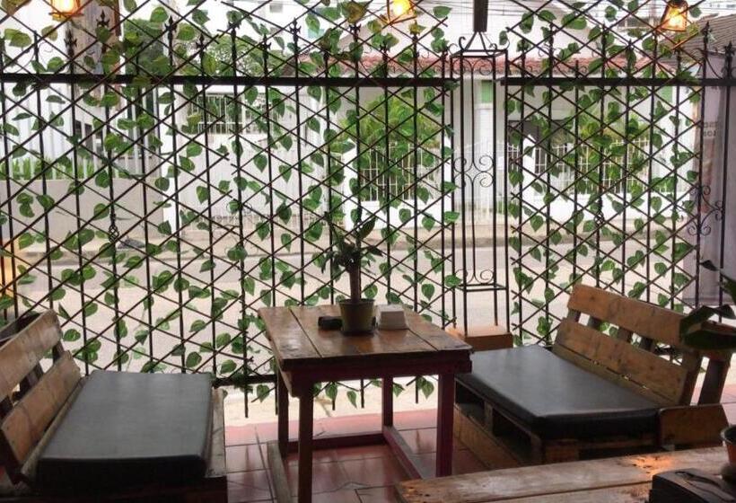 هتل La Vie En Rose Ctg